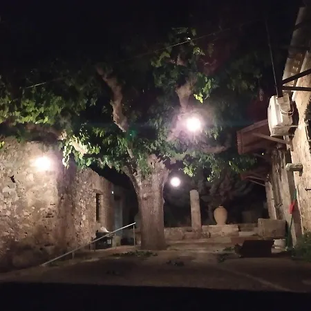 Liotrivi Olive Press Holiday home *