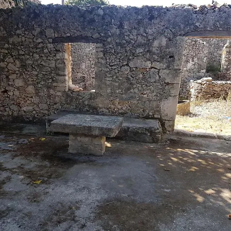 Holiday home Liotrivi Olive Press Volimes